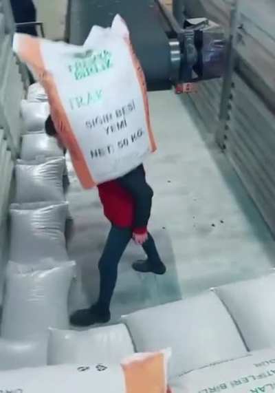 Türkiyenin en güçsüz adamı