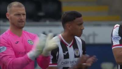 Genius Celtic fans sing 