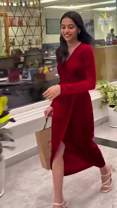 Divya Bollywood Girl♥️