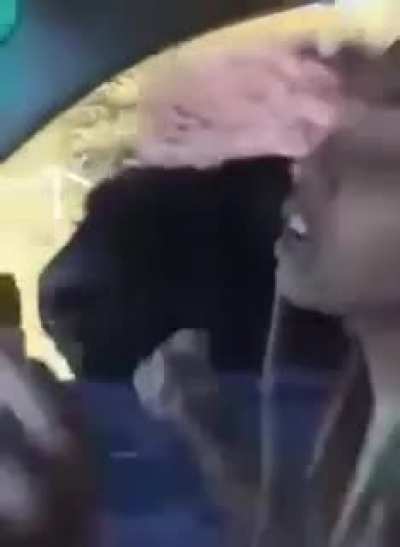 He vibin