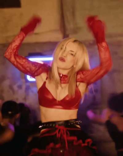 AvaMaxBoobs