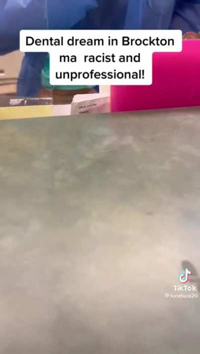 Dentist tells lady she needs to be a better mom, Public Freakout ensues
