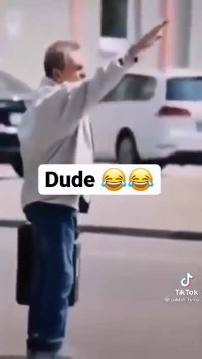 😂😂
