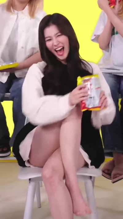 Sana - TWICE