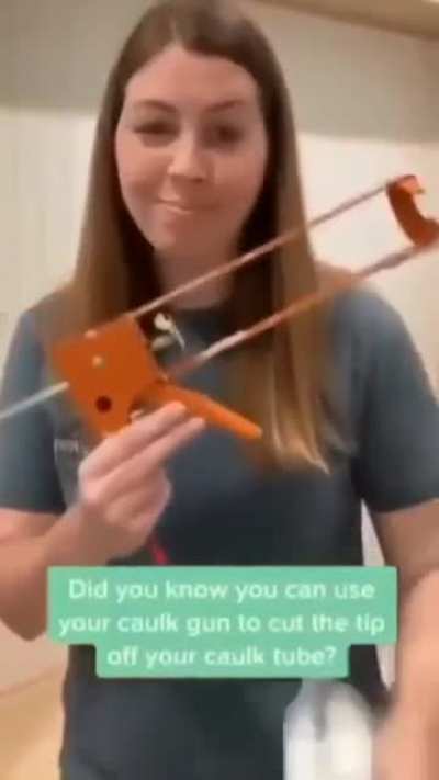 How to cut the tip of caulk