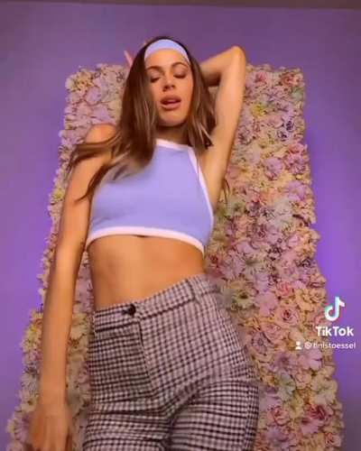 Culito de Tini 🍑🔥(Mu<wbr>chas flechitas y le hago compilado)