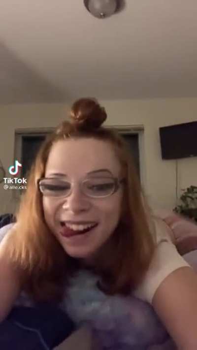 Imagine clapping those cheeks