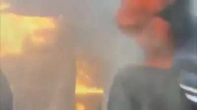 Подожгу эту бумажку в тачке