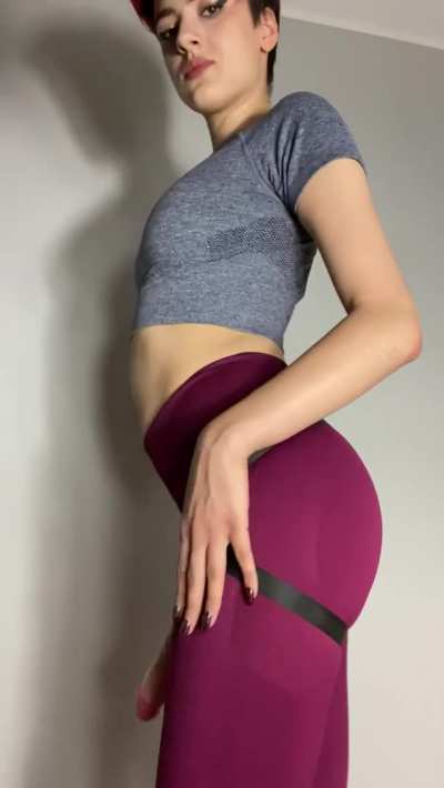 I just came back from the gym and I’m ready to fuck you