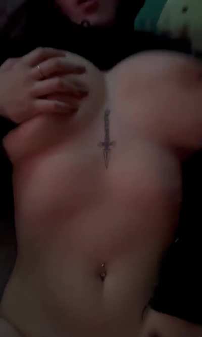 Your best-friend somehow knows about your girlfriend’s promiscuous tattoos.