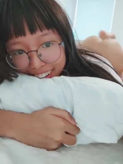 I made a lil morning asmr video with a butt flash >w<