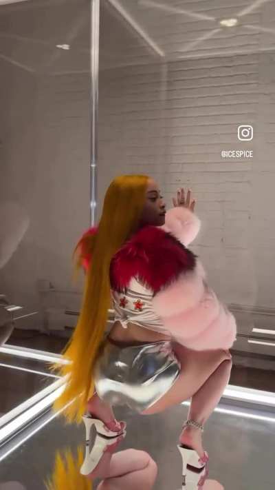 🤤🤤