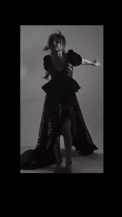 Go Behind the Scenes with Grace Vanderwaal on set for The Untitled Magazine’s 10th Anniversary Collector Print Edition “The REBEL Issue”. | @theuntitledmagazine