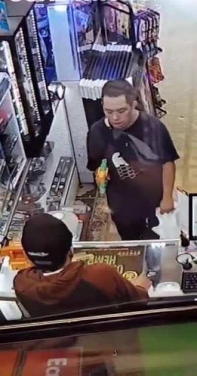 to rob a store with toy gun
