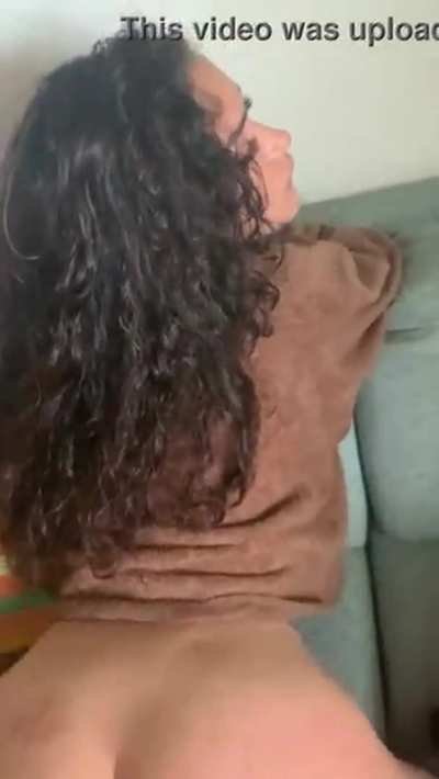 Who knows her ?