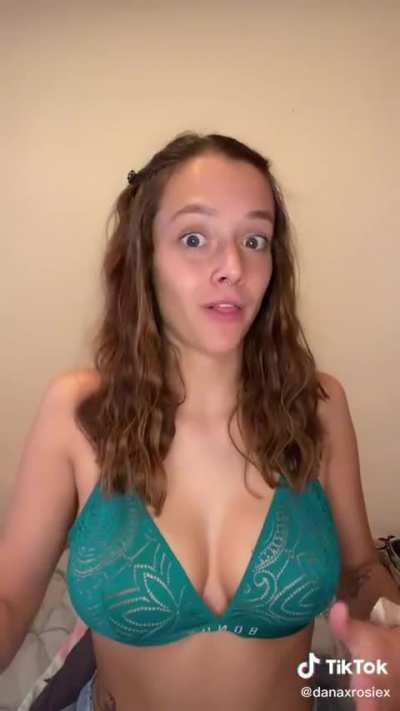 @danaxrosiex