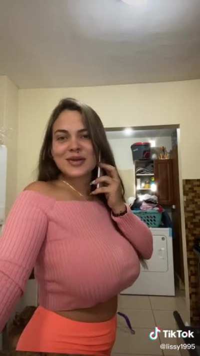 Big time titts