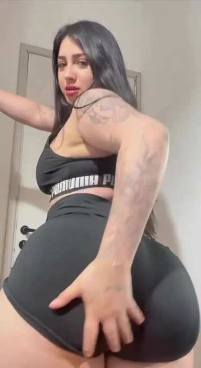 Lots of farts in my ass