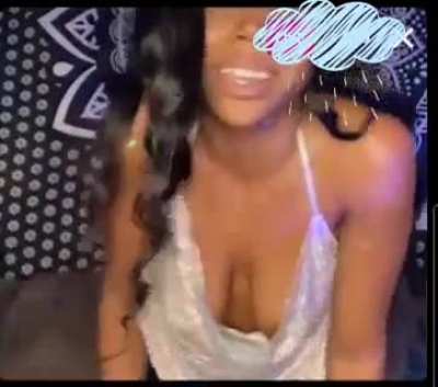 Ebony with the best tease