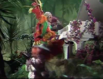 Sir Elton John singing Crocodile Rock on The Muppet Show [1970s]