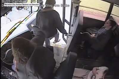 Fast-acting bus driver saves student