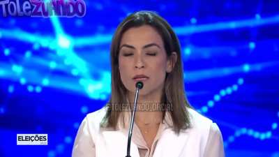 Se a política virou um circo, só nos resta rir. Talvez seja removido por off topic, mas eu notei que nesses debates teve cada coisa engraçada, aí acabei lembrando desse canal que faz YTPBR. Cuidado pra quem não gosta de piada da 5ª série.