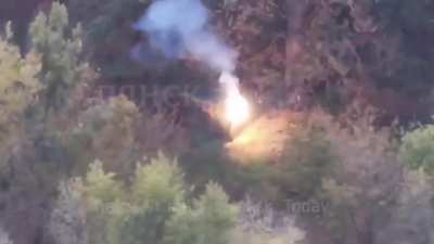 Fiber-optic drone strikes on Ukrainian pickup trucks in the Kupyansk direction