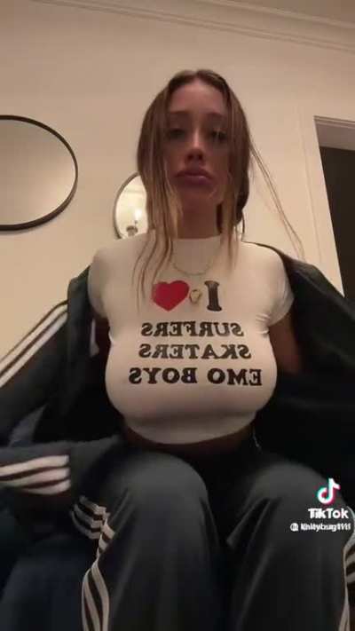 Yes Mommy 🤤