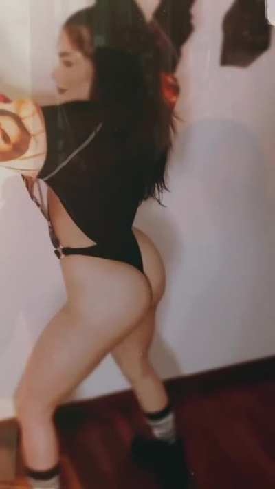 Tainá Costa (melhor video dela até agora)