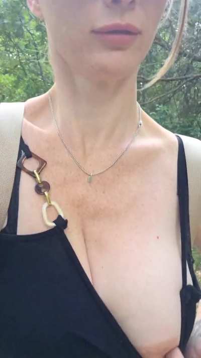 A little flash before picking up the kids ;) (33yo mom of 3)