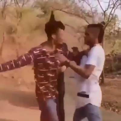 Indian guy gets absolutely destroyed in street fight