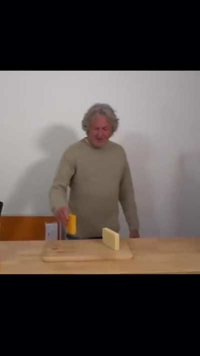 🧀 vs 🧀