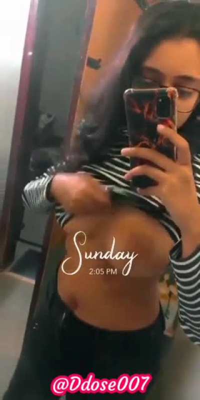 Pic's & 8 VIDEO<wbr>'S🔥🥰 Horny Desi Girl Likes to get Naughty on Sundays!! Don't Miss her Latest Exclusive Viral Stuff 🥰🔥