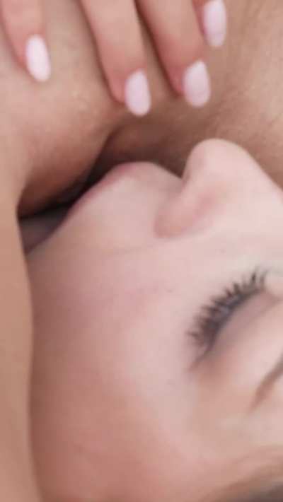 Cute Facesitting