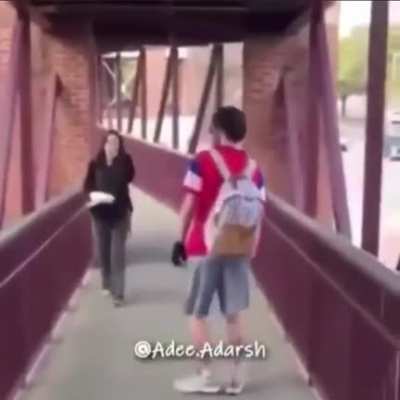 can't you see it?