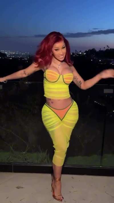 Goddess Cardi