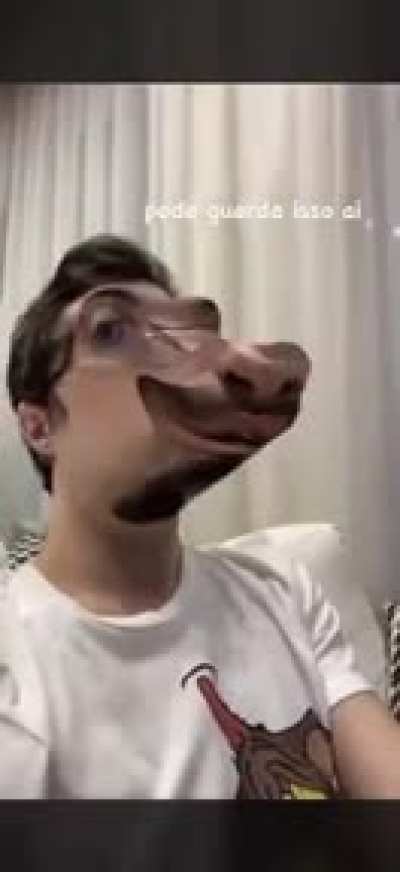 😨