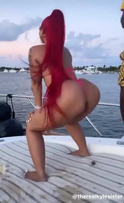 😩