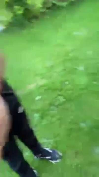 Asylanten brechen beim deutschen ein