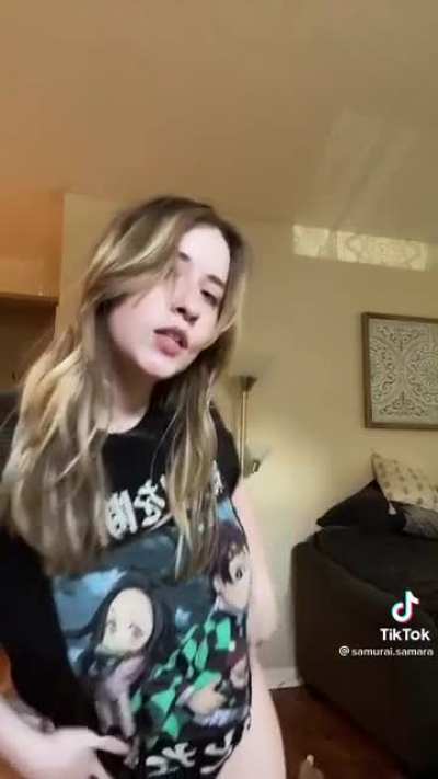 Booty goin’ up down
