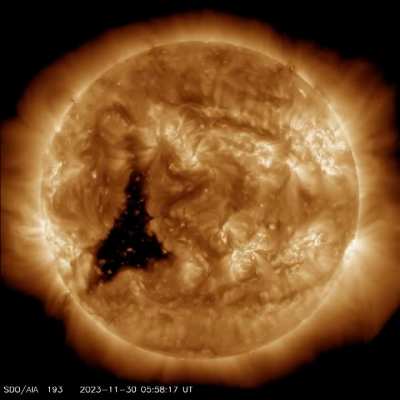 Massive sun spot from 2 days ago