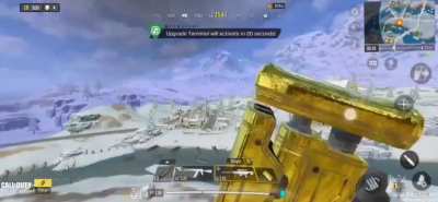 BR VICTORY!!! LMAO the first kill, the chase for the golden arctic- he got it right in my face from the airdrop lol