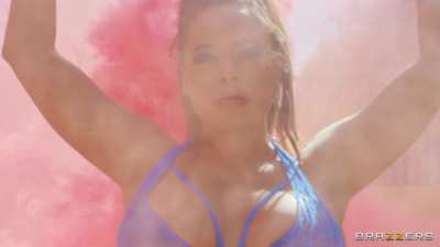 Smoldering Star (Brazzers Exxtra)-Luna Star, Zac Wild