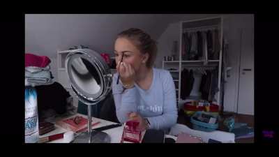 Aus dem Video: „ES IST SOWEIT ❤️“ (reupload 1080p)