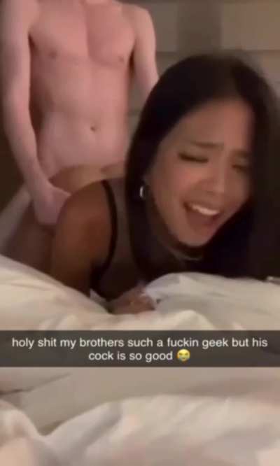 addicted to my nerdy brother's cock... 😒
