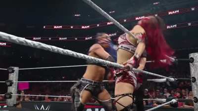 Iyo teams up with Rhea Ripley vs the newest members of the RAW roster, fellow joshi Giulia & Roxanne Perez! (RAW - 5/12/25)