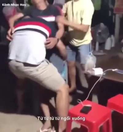 This man having a seizure