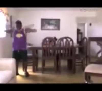 😲 (no se si ya lo vieron pero me pareció divertido)