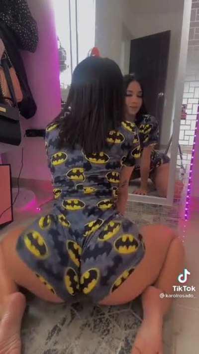 That ass movement is crazy