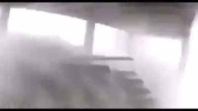 Со звуком атмос<wbr>ферно